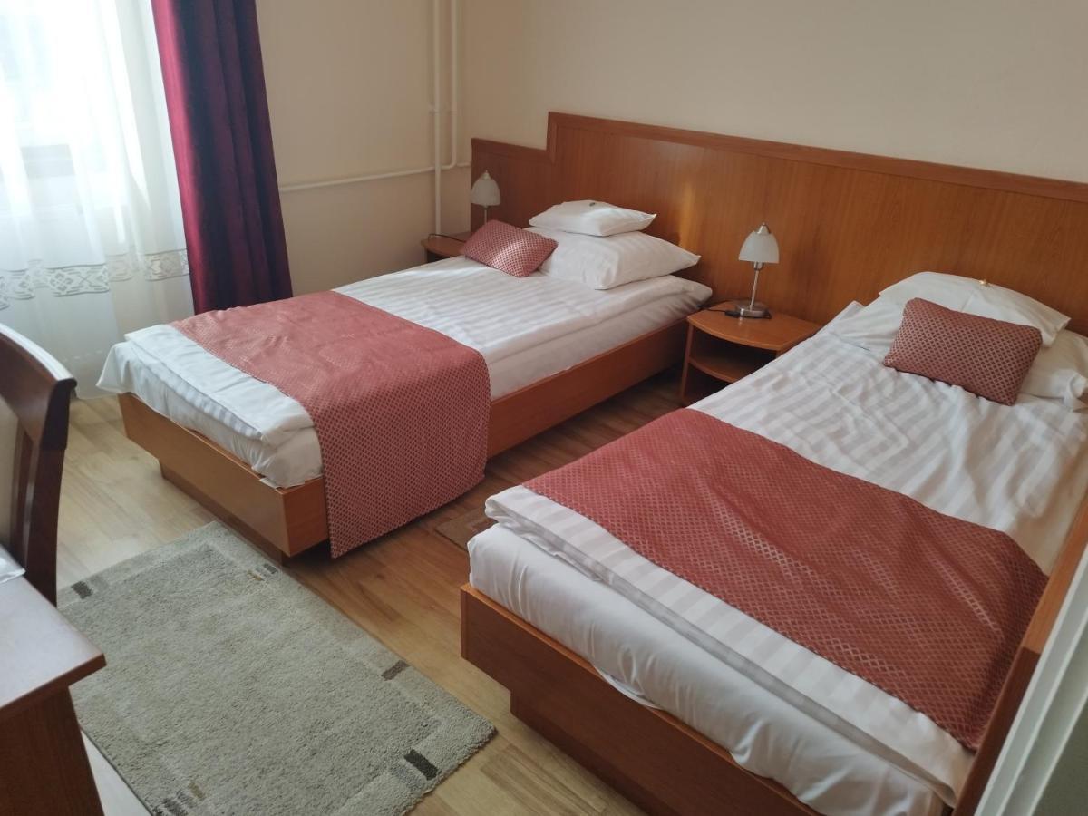 Hotel Pannonia Miskolc Exterior foto
